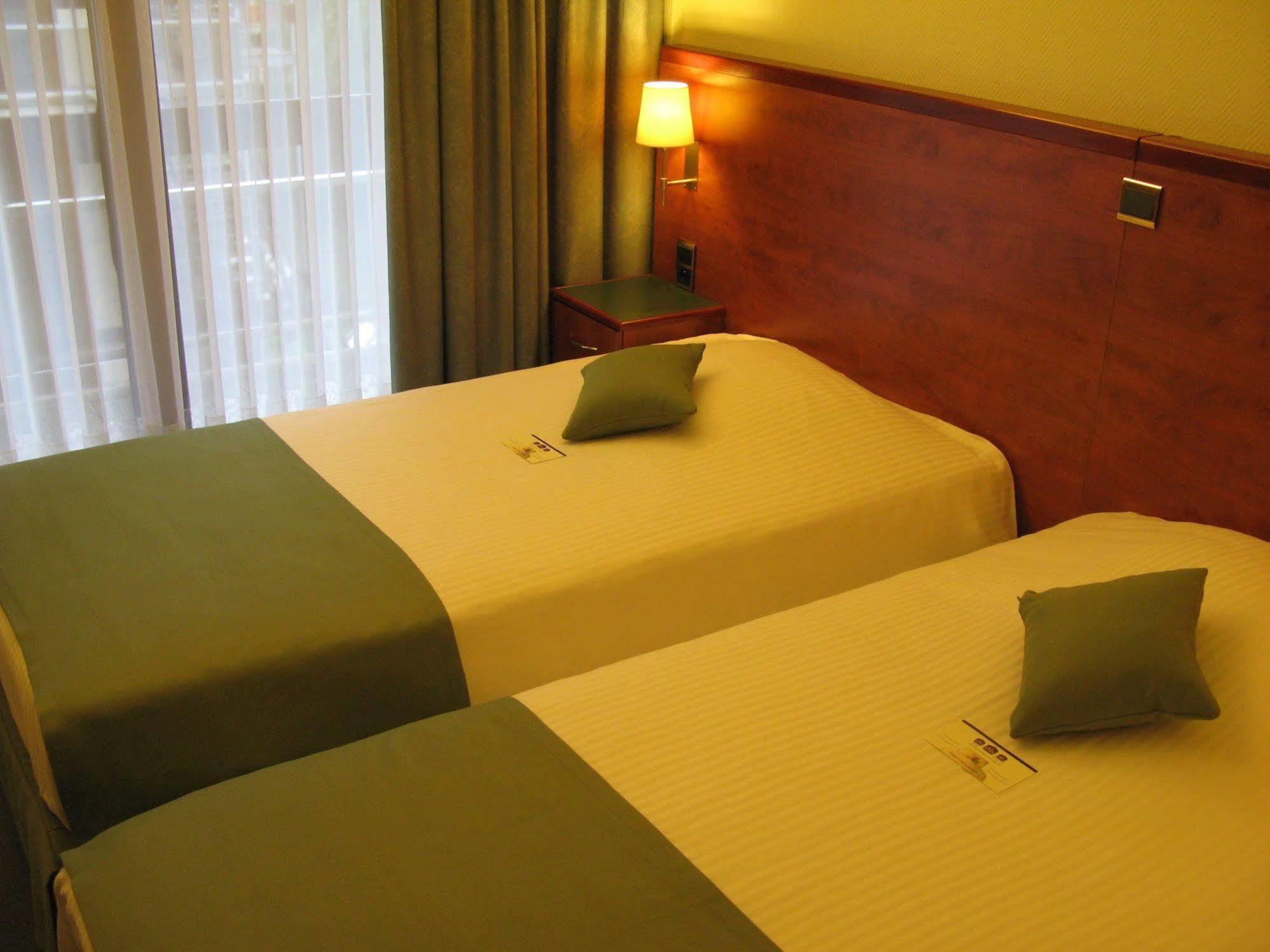 Hotel Best Western County House Saint-Gilles 外观 照片