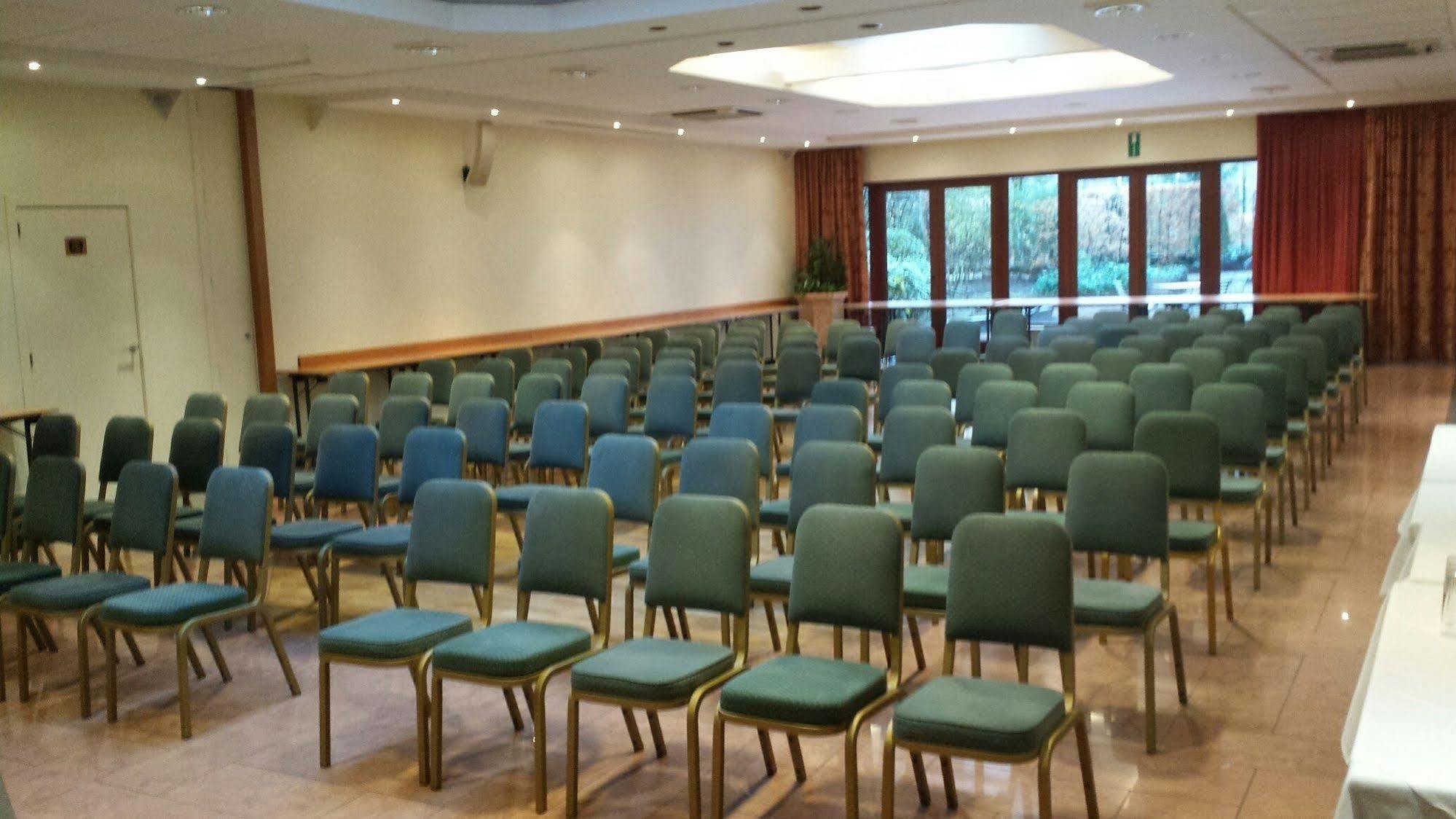 Hotel Best Western County House Saint-Gilles 外观 照片